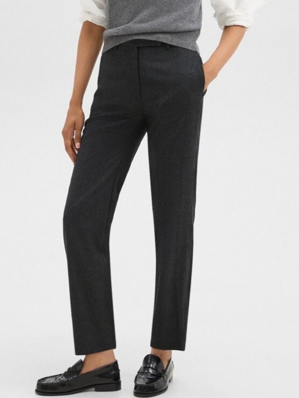 Theory Tapered High-Waist Pant in Sleek Flannel Green Size 6